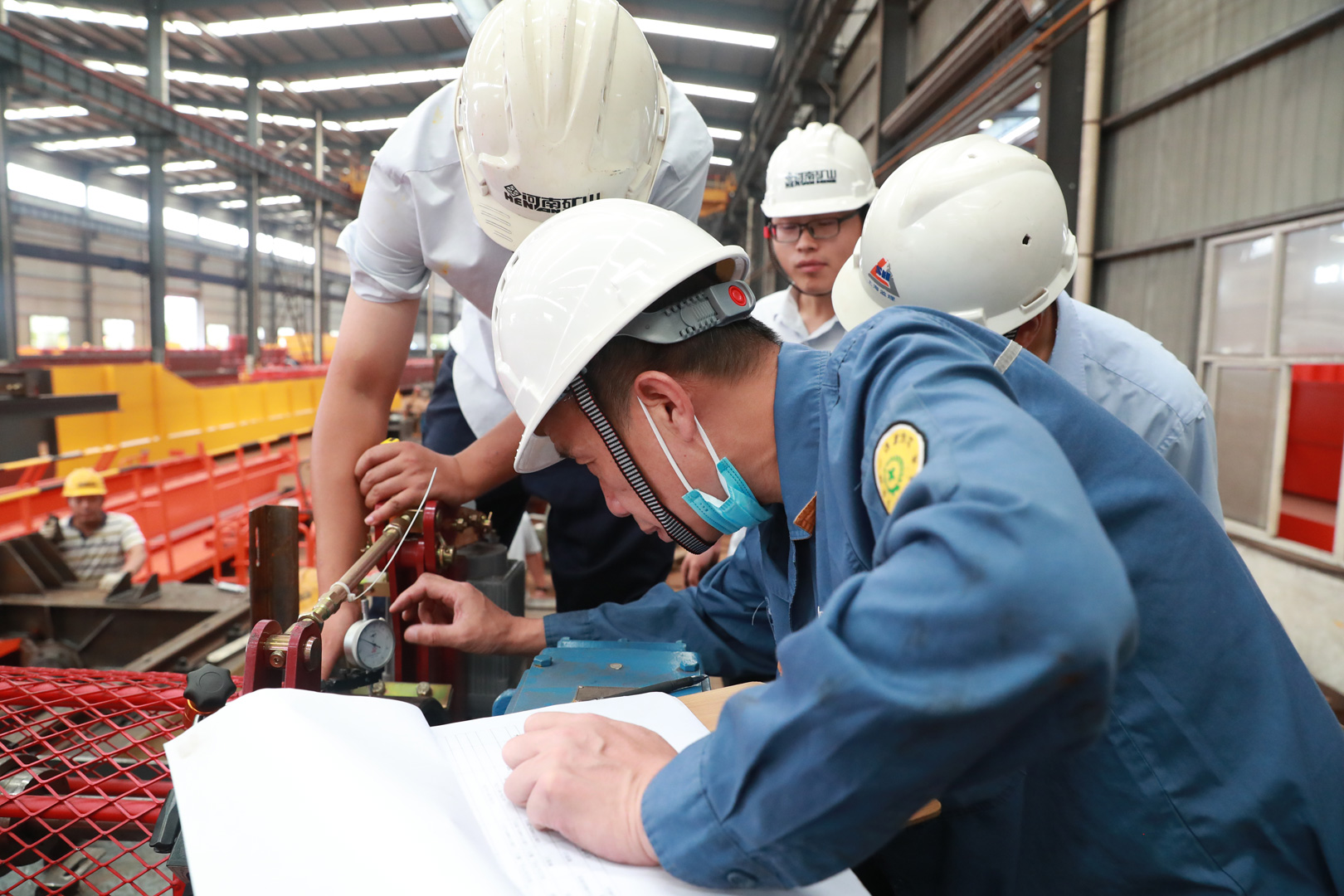 河南省礦山起重機(jī)有限公司 河南省礦山起重機(jī)有限公司